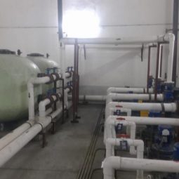游泳池凈水器